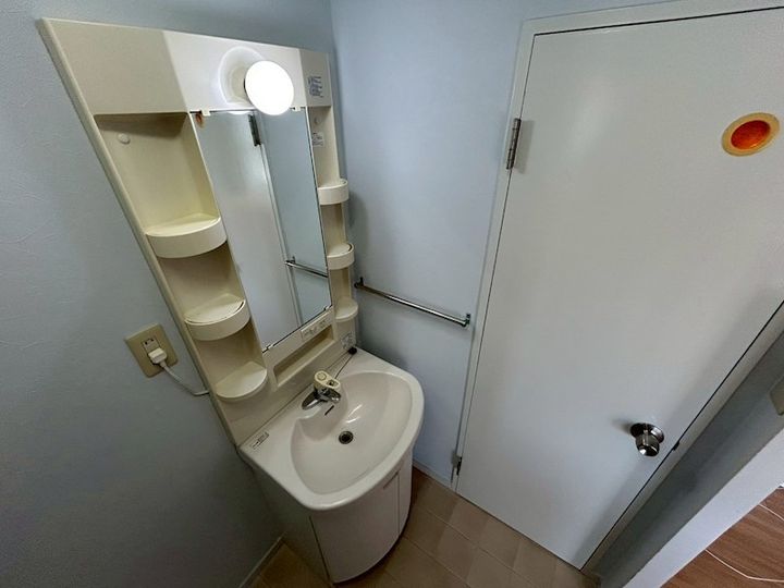 すずらん台コートの内装