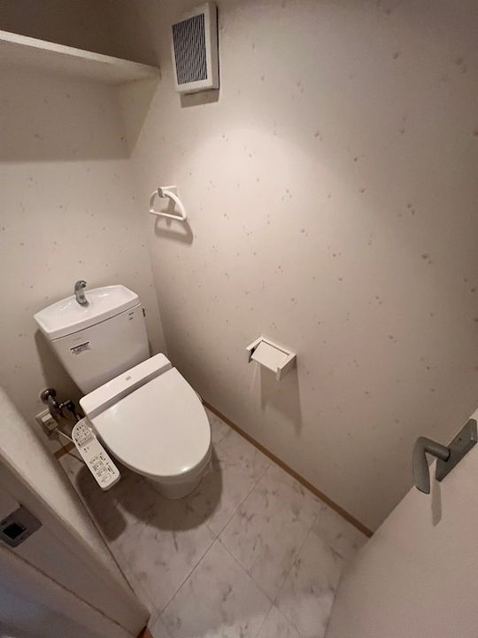 兵庫県神戸市垂水区坂上1丁目の賃貸アパートの内装