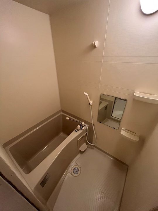 兵庫県神戸市垂水区坂上1丁目の賃貸アパートの風呂