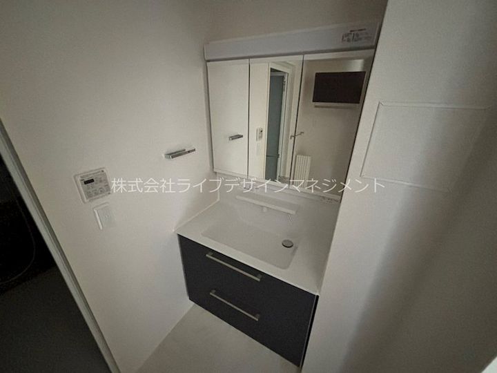 兵庫県神戸市垂水区桃山台2丁目の賃貸マンションの内装