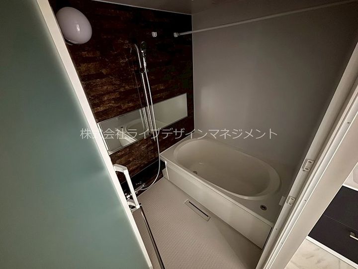 兵庫県神戸市垂水区桃山台2丁目の賃貸マンションの風呂