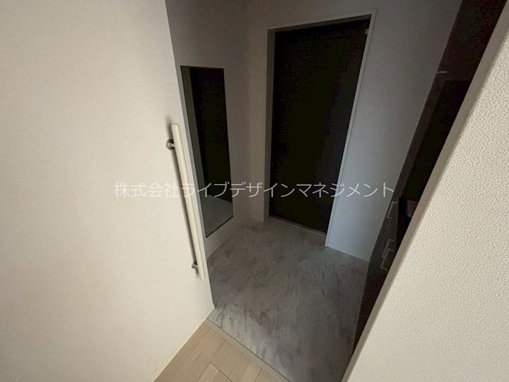 兵庫県神戸市垂水区桃山台2丁目の賃貸マンションの玄関