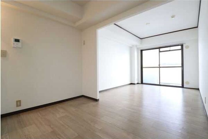 エリータ桃山台1の寝室