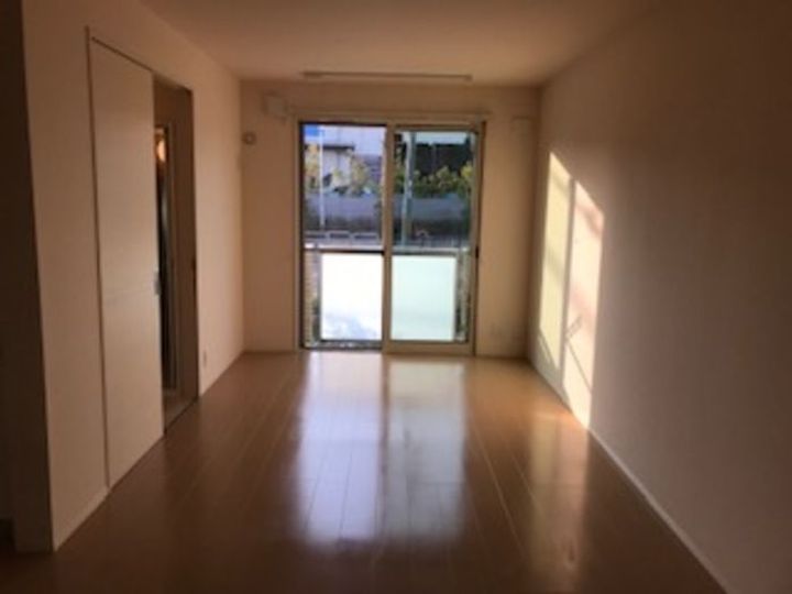 メゾンサフィールの居間