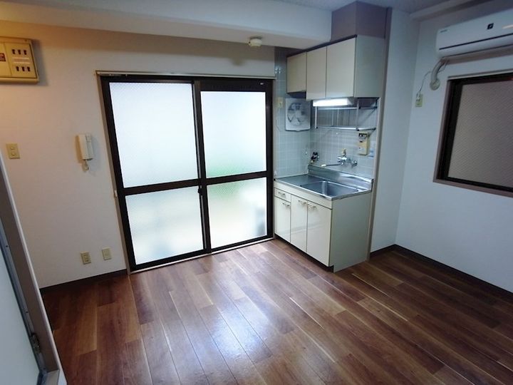 ロイヤル住吉の寝室