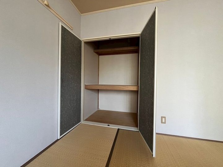 江川マンションの内装