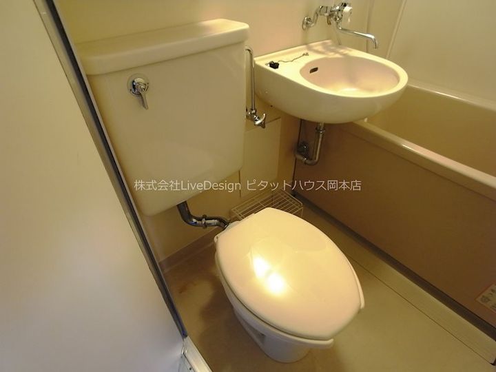 芦屋アーチストビラの内装