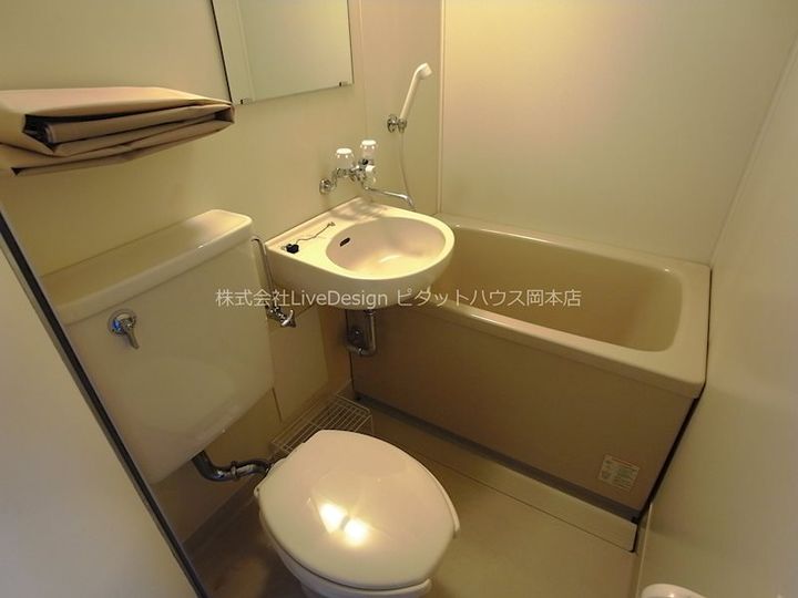 芦屋アーチストビラの風呂