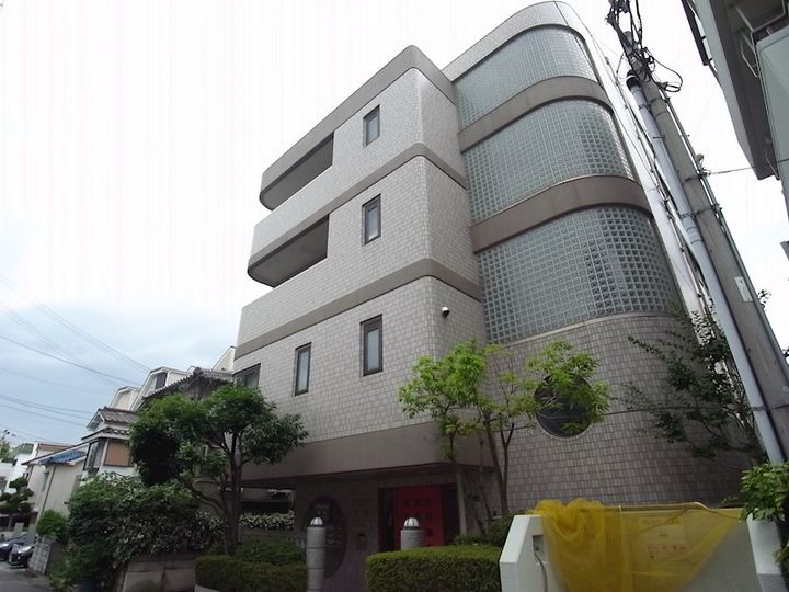 グランディア篠原の外観