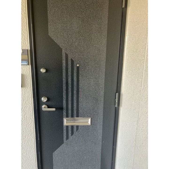 大関満池谷ハイツの玄関