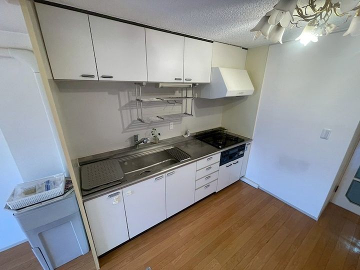 コボリマンション夙川老松台A棟のキッチン