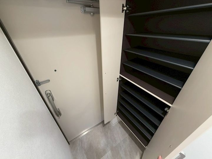 ArtizA尼崎立花の玄関