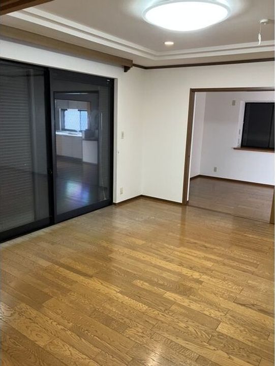 兵庫県尼崎市塚口本町1丁目(一戸建)の賃貸物件の居間
