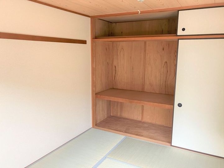 メゾンアイリスの内装