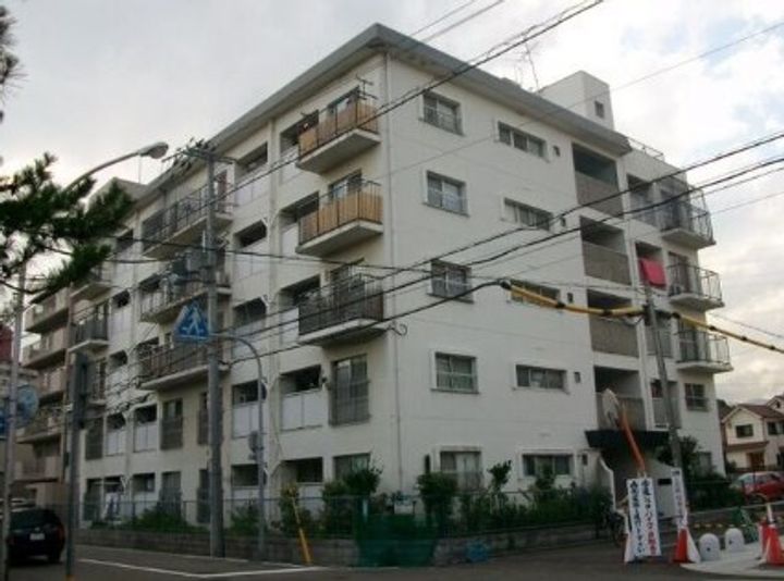 オーティーハイツ広田の外観