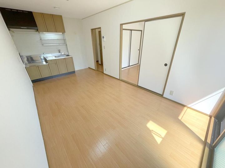 アムールたかはしの居間