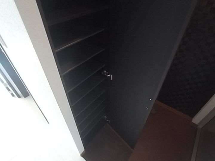 Dolce Vita 王子公園の玄関