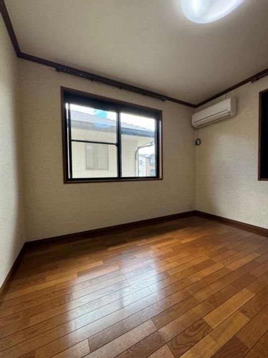 兵庫県西宮市寿町(一戸建)の賃貸物件の寝室