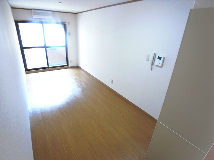 エクセル妙法寺の居間