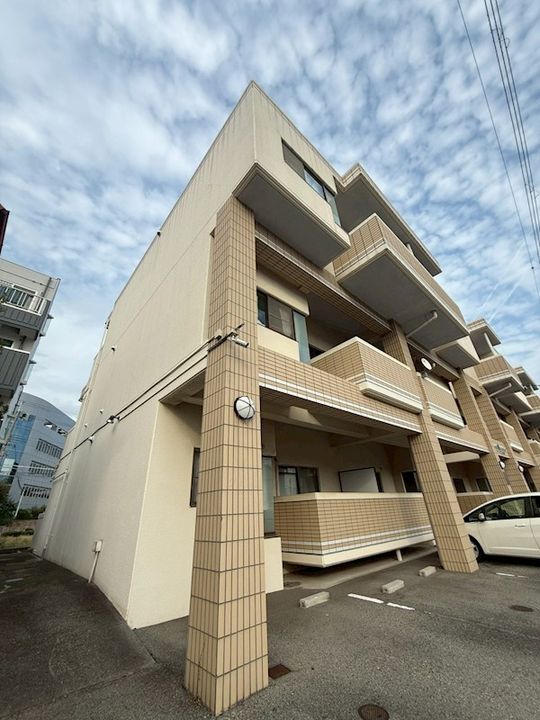 アルテメゾン弐番館の外観
