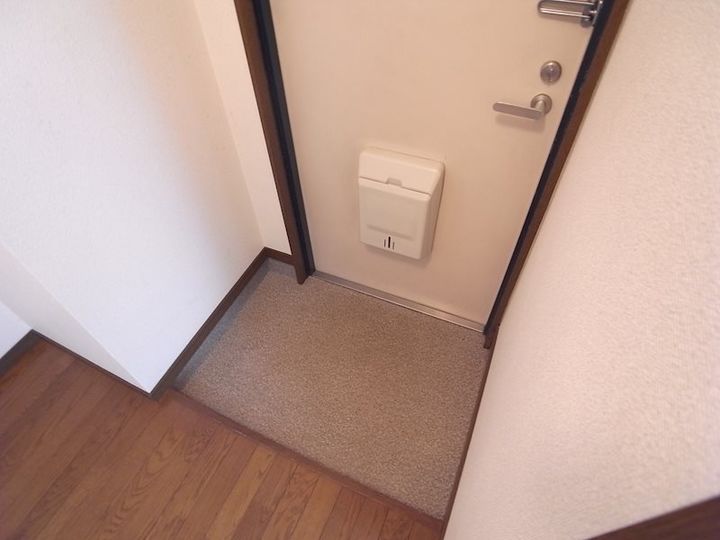 サンウィング神陽の玄関