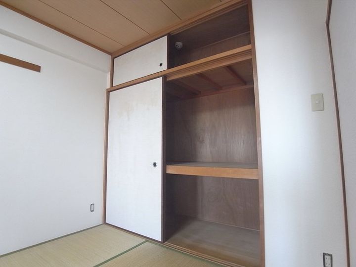 フォーラム城ヶ岡弐番館の内装