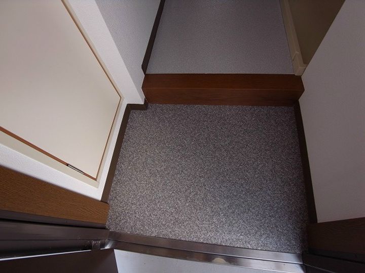 ライブオーク名谷町の玄関