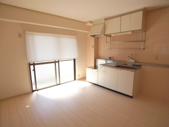 ドリーム寺池の居間