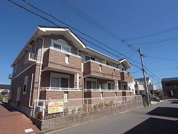 ソレイユ カーサの外観