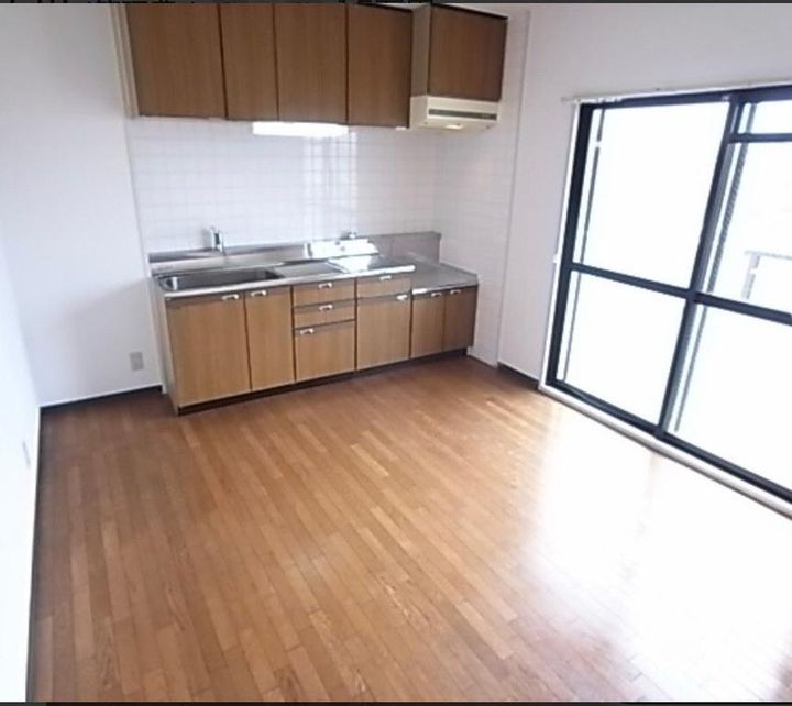 ベルシャンテ美山台の居間