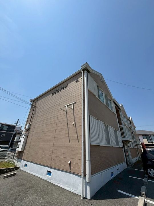 ウィンディア A棟の外観