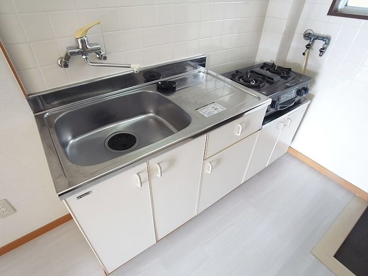 平成朝霧ハイツのキッチン