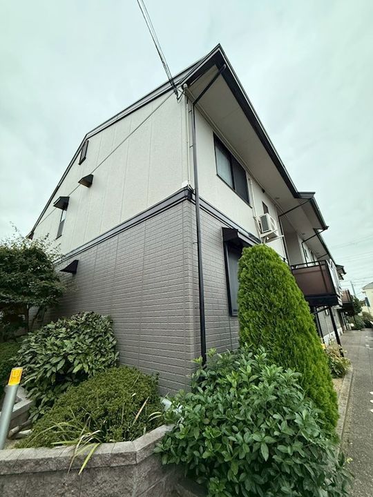 アルパポンテ一番館の外観