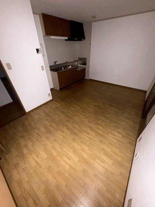 アルパポンテ一番館の居間