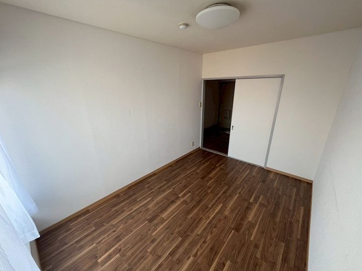 ハイツ高丸の寝室