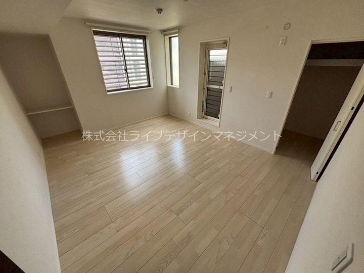 エクセレントガーデンヒルズ A棟の居間