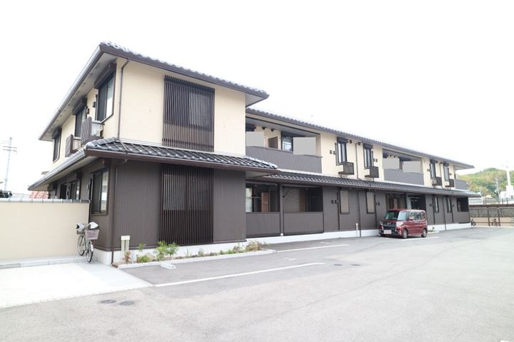 パークス塩屋の外観