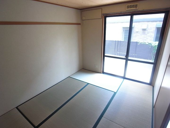 ピュアコートシミズの寝室