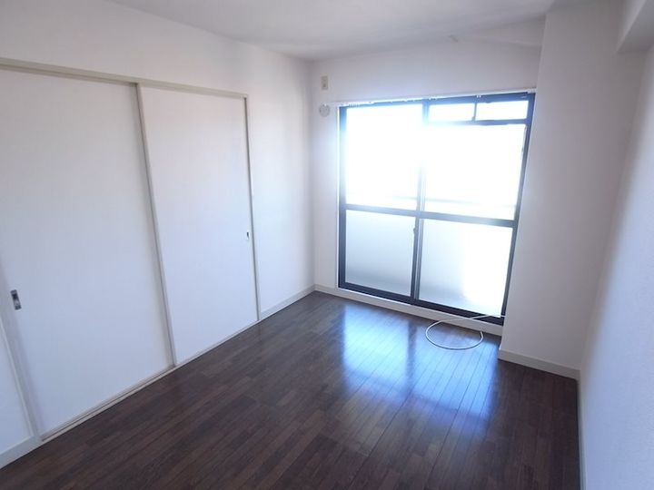 サイプレスの寝室