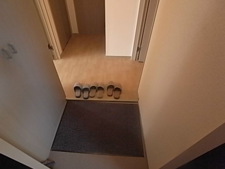 クレールプラザ立花D棟の玄関