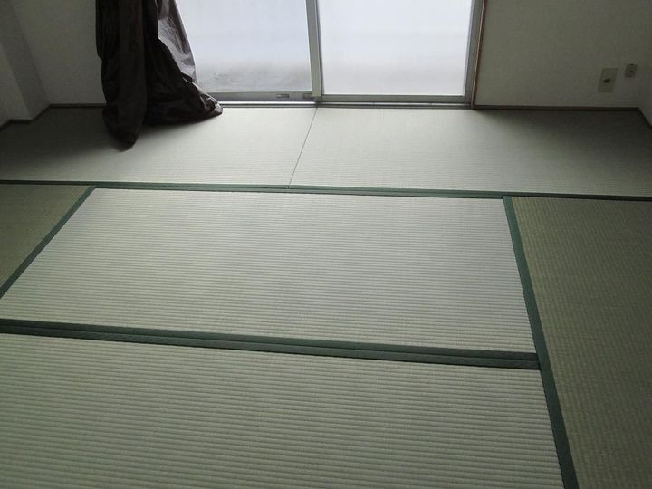明生ビルの寝室