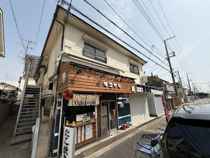 金楽寺山本アパートの外観
