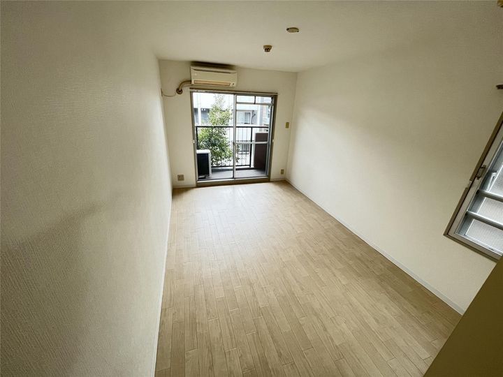 ダイドーメゾン塚口の居間