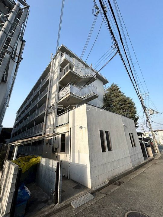 ヴィラ東伊丹の外観