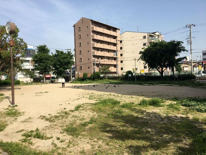 ルナコート塚本の周辺