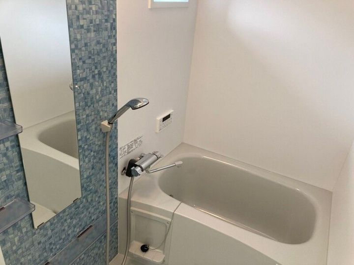 クリエオーレ猪名寺の風呂