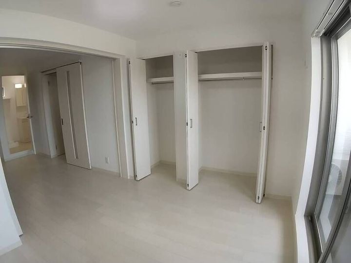 クリエオーレ猪名寺の寝室