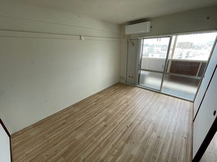 ビレッジハウス南清水タワー1号棟の寝室