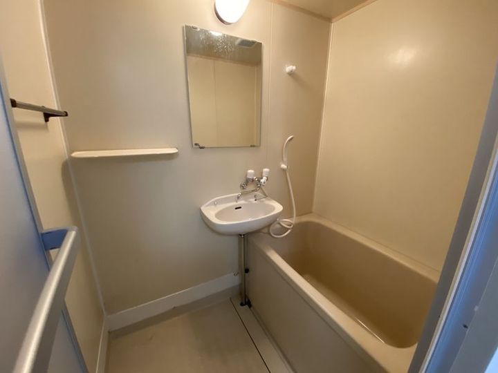 ヒルズ清水の内装