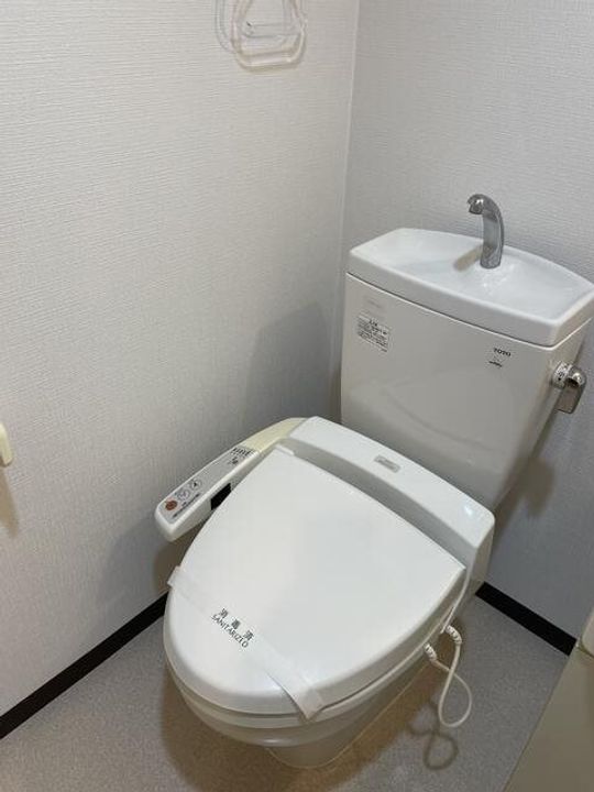 エヌイーワールド尼崎の内装